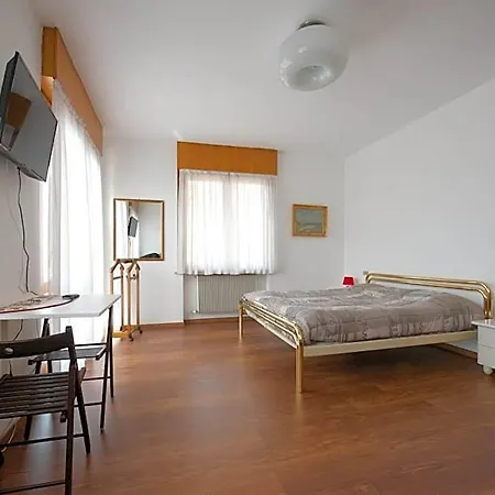 Marzola Bed & Breakfast